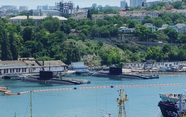 З Севастополя в море РФ вивела п'ять підводних човнів – ЗМІ