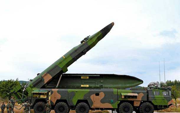 Китай стягнув ракети DF-16 до Тайванської протоки - ЗМІ