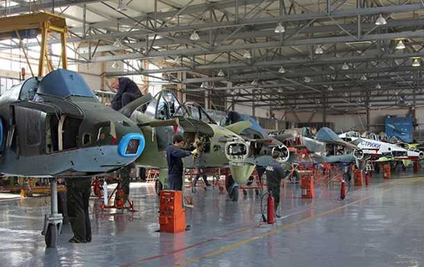 Білоруси відновлюють російські бойові літаки - ГУР