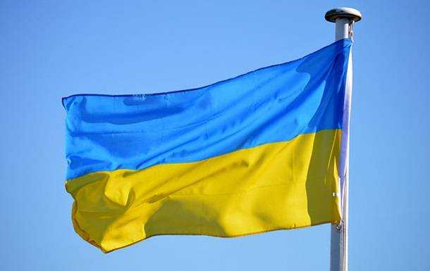 Прапор України 24 серпня підняли у Маріуполі, Балаклії та Мирному