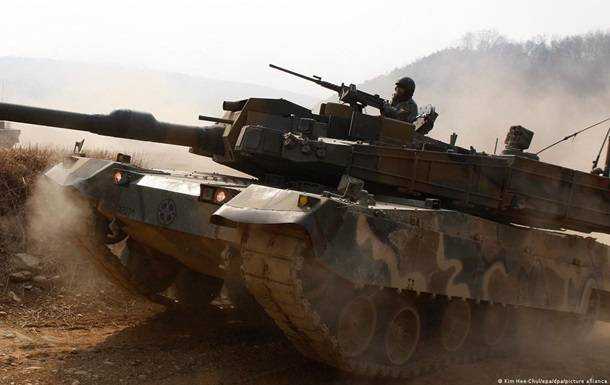 Південна Корея поставить Польщі близько 400 танків та гаубиць