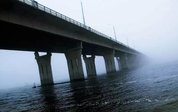 ЗСУ вдарили по ворожої техніці РФ біля Антонівського мосту