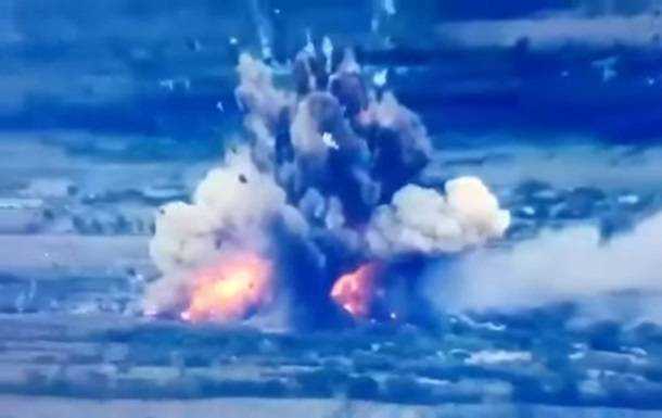 З'явилося відео епічного вибуху складу БК ворога