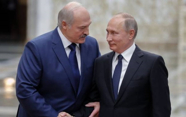 Лукашенко водит Кремль за нос - разведка