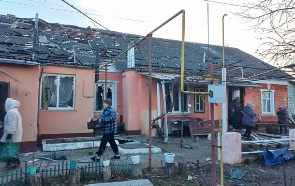 Оккупанты обстреляли Сумщину: повреждены железная дорога и дома