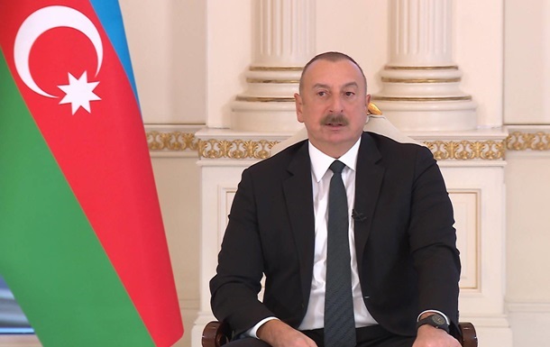 Глава Азербайджана озвучил два варианта для армян Карабаха