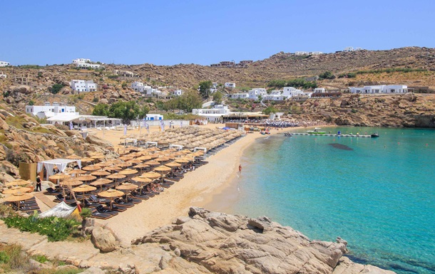 В Греции на пляжный бар наложили штраф в 33 млн евро