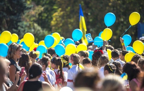 Абсолютное большинство украинцев против территориальных уступок РФ - опрос