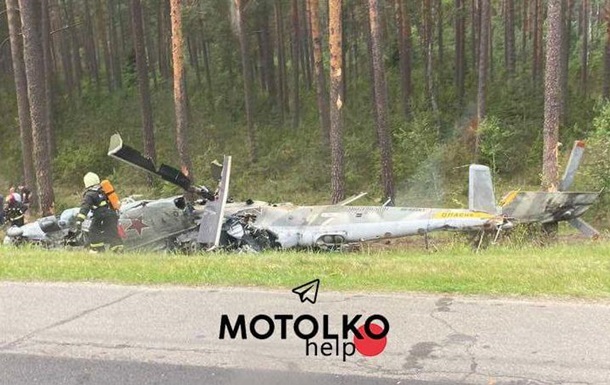 В Беларуси упал военный вертолет