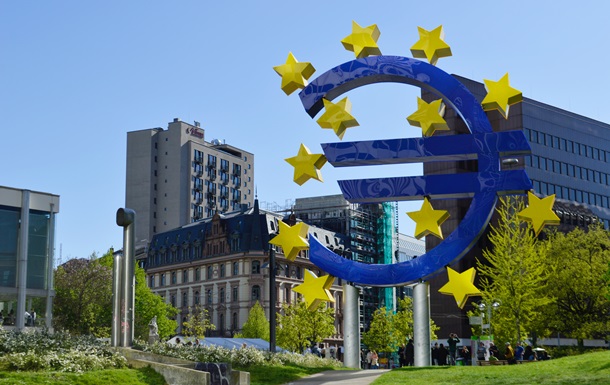 Еврокомиссия предлагает ввести цифровой евро