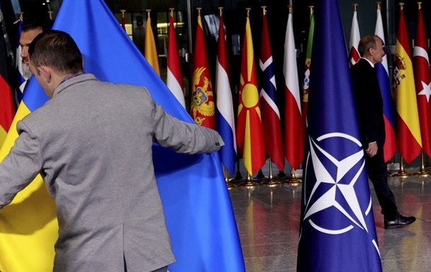 Назвать сроки вступления Украины в НАТО сложно - посол США в НАТО