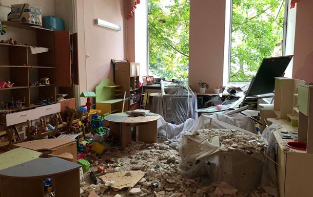 В Одессе повреждено более 40 зданий - мэрия