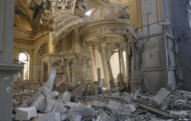 Италия поможет с реставрацией собора в Одессе, пострадавшего от удара РФ