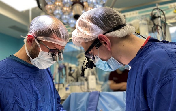 Львовские врачи впервые в Украине провели сверхсложную операцию младенцу