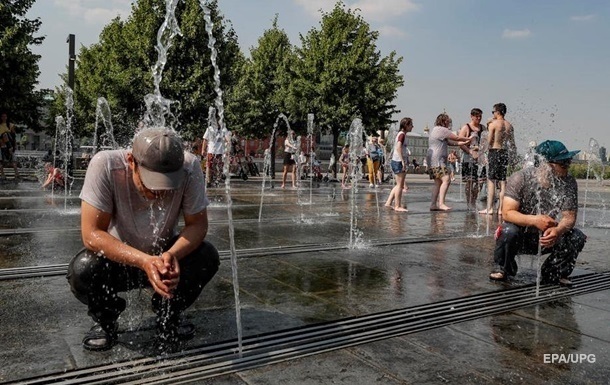 Погода в Киеве снова бьет температурные рекорды