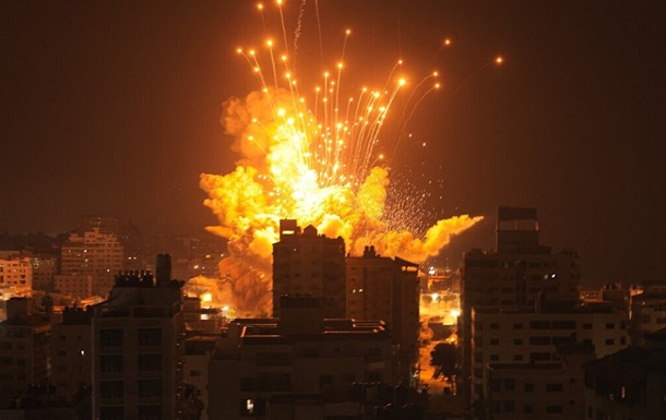 Израиль нанес массированные удары по Газе - СМИ