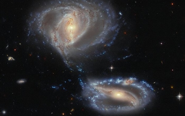 Телескоп Hubble показал три галактики в созвездии Тукана