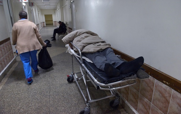 Все для окупантов: крымчанам не хватает лекарств и мест в больницах
