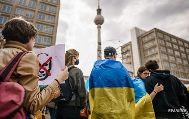 В Германии планируют активнее трудоустраиваить украинских беженцев