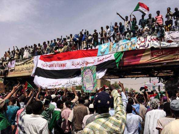 Переворот в Судане: Военный совет отправил министра обороны в отставку и осуществил перестановки