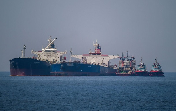 США ввели санкции против танкеров за транспортировку нефти из России