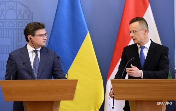 Украина объяснила, почему отложила переговоры с правительством Венгрии