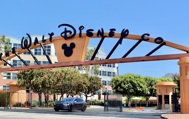 Компания Disney попала в громкий скандал