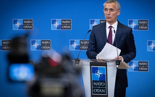 НАТО продолжит оказывать Украине военную поддержку