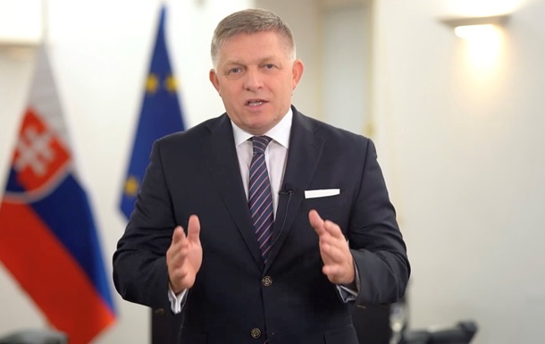 Премьер-министр Словакии считает, что Украина должна отдать РФ территории