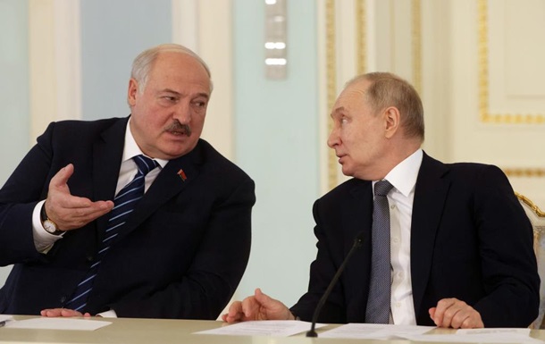 Лукашенко предложил путину "махнуть" в Антарктиду