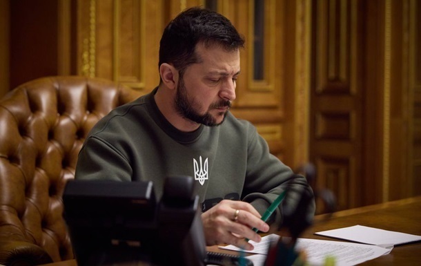 Зеленский провел кадровые перестановки в руководстве ВСУ