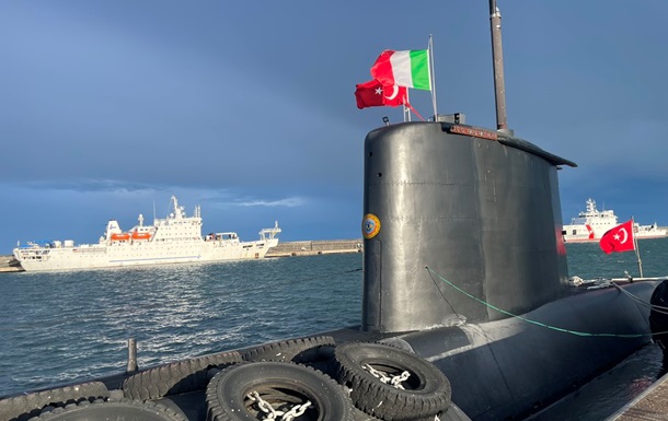 В Средиземном море начались крупные морские учения НАТО
