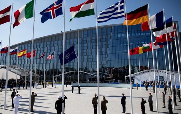 Главы МИД стран НАТО встретятся в Брюсселе