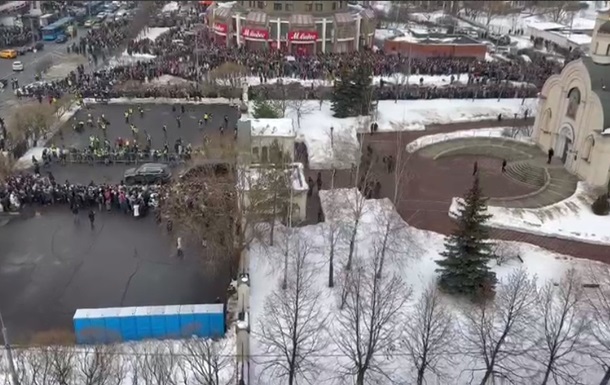 В Москве хоронят Навального