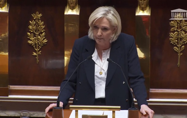 Французская "подруга путина" Ле Пен выступила в поддержку Украины