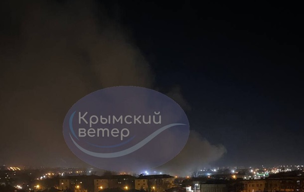 В Крыму раздавались взрывы, сообщают о прилетах.