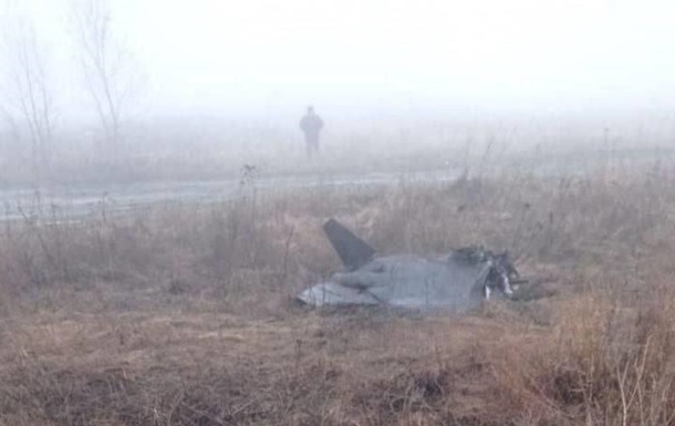 Ракета X-101 сдетонировала в воздухе и упала в Саратовской области РФ