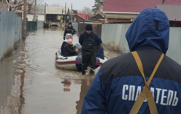 Мэр Оренбурга требует от жителей немедленно эвакуироваться