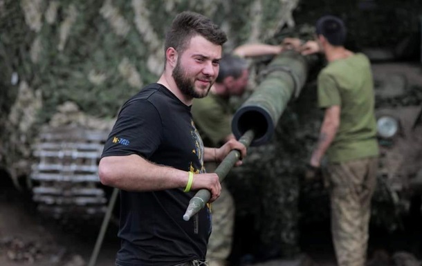 Украинские бойцы уничтожили за сутки 1320 оккупантов