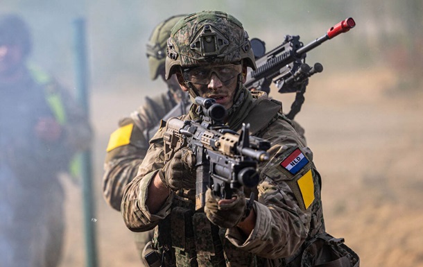 Нидерланды продолжат военное присутствие в Литве