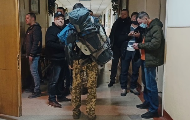 В Минобороны назвали пропускную способность ТЦК в Киеве