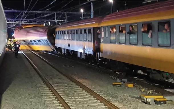 В столкновении поездов в Чехии погибли две украинки