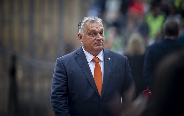 Орбан снова упрекнул Запад деньгами для Киева