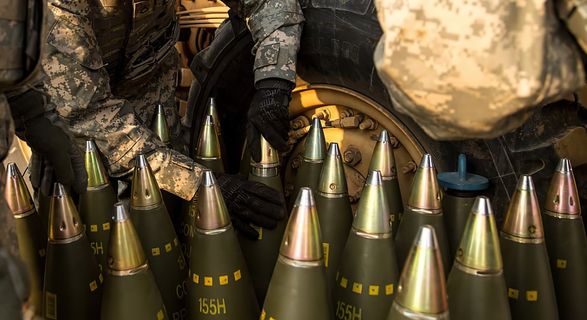 Иран за полгода доставил в Россию более 300 000 снарядов и миллион боеприпасов - The Wall Street Journal