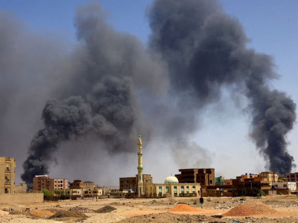 Перемирие закончилось: В столице Судана снова начались бои