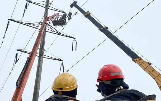 Во Львовской области более полумиллиона абонентов остались без света