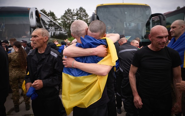 Из российского плена вернулись 303 военнослужащих