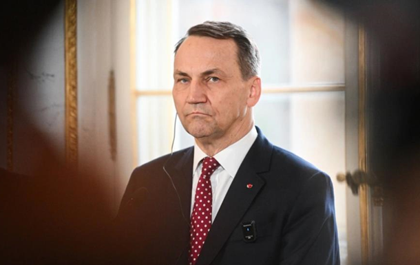 Сикорский вспомнил Маску обиду
