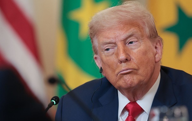 Трамп впервые рассматривает финпомощь Киеву