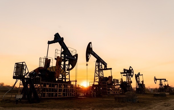 Евро и нефть подскочили после торговой сделки между США и ЕС